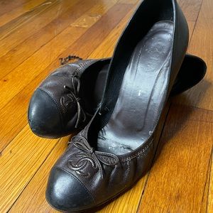 Chanel Two Tone Cap toe Pumps 38